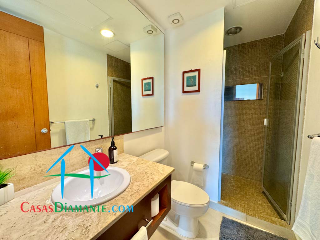 Mayan Lakes MT4 303 - Baño completo 1